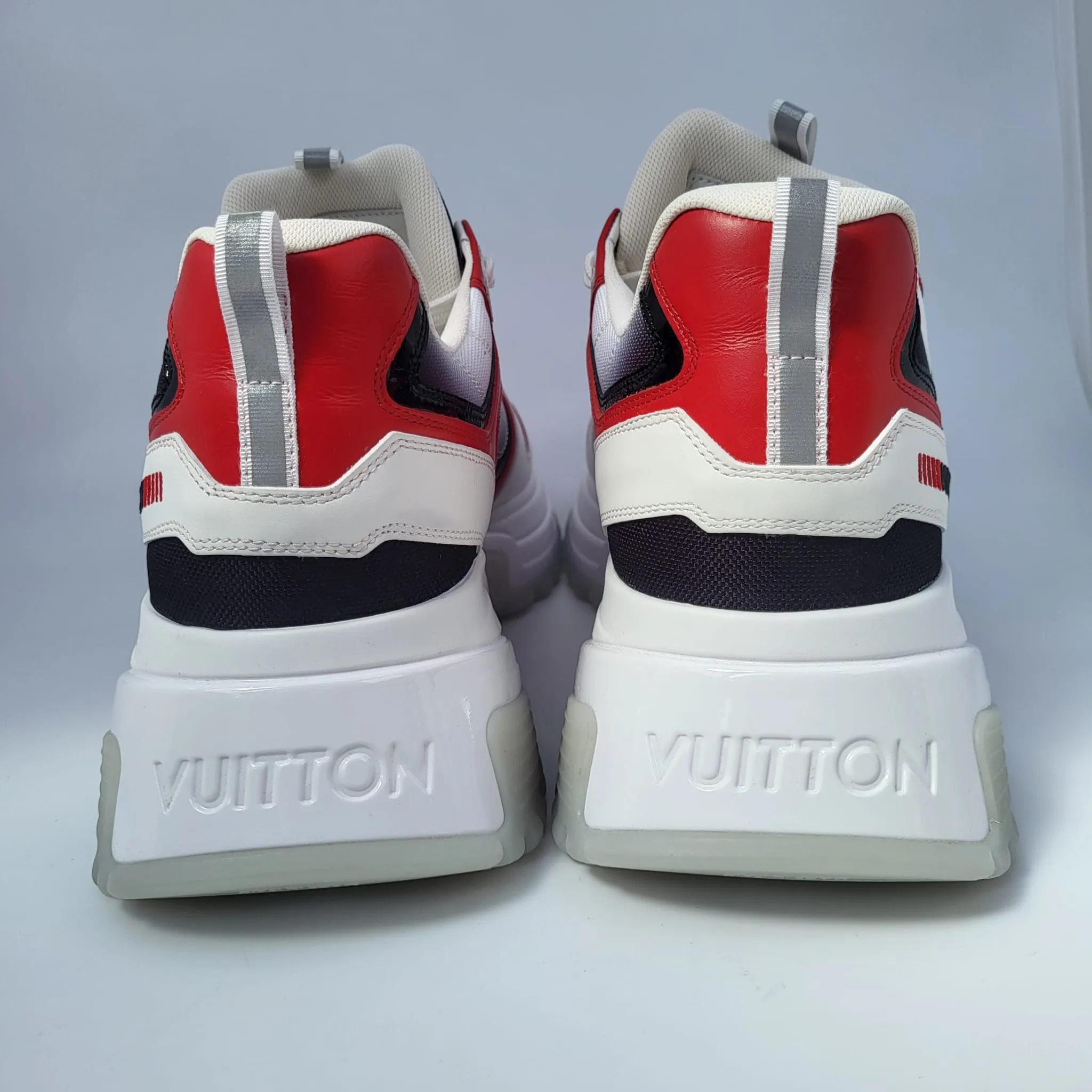 Run Away Pulse Sneaker