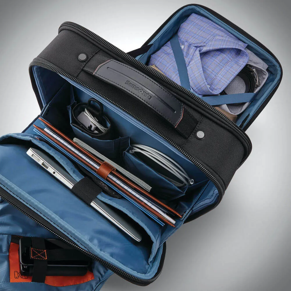 Samsonite Pro Vertical Spinner Mobile Office (17")