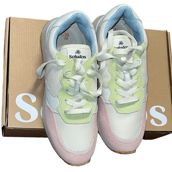 SOLUDOS PARADISO RETRO SNEAKERS MULTI-COLOR  LEATHER/TEXTILE ROUND TOE SIZE 7
