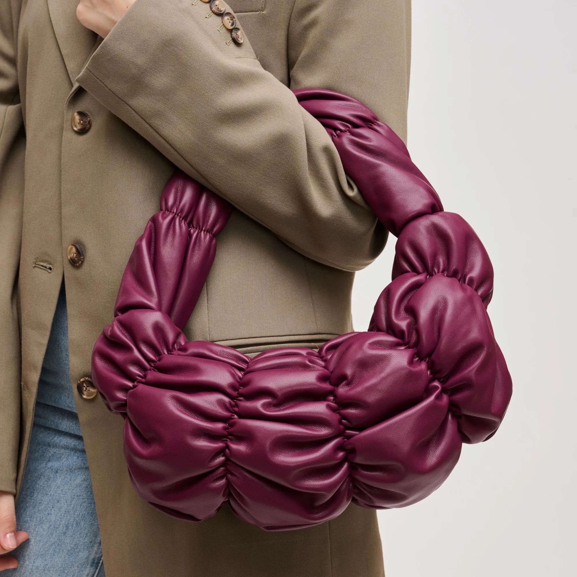 Stella Clutch