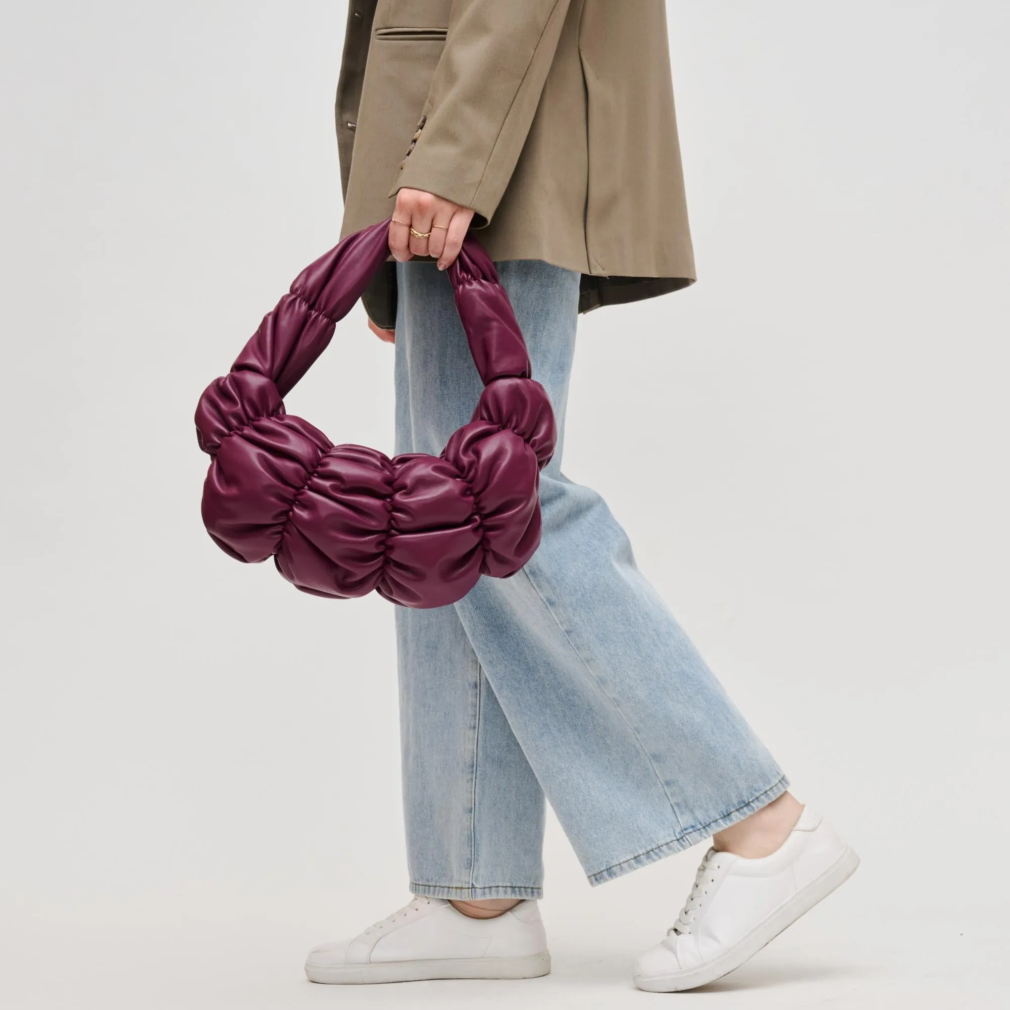 Stella Clutch