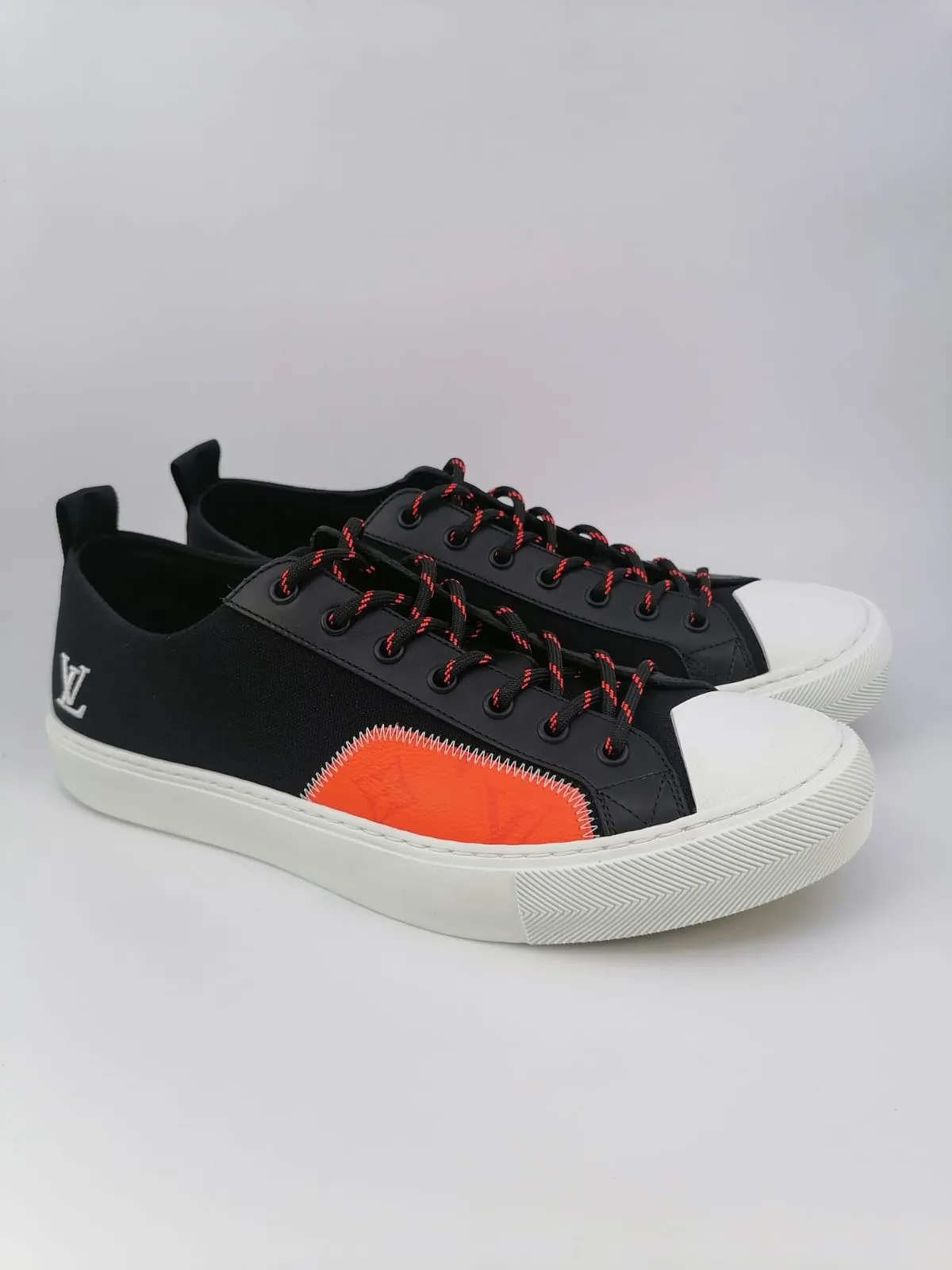 Tattoo Sneaker