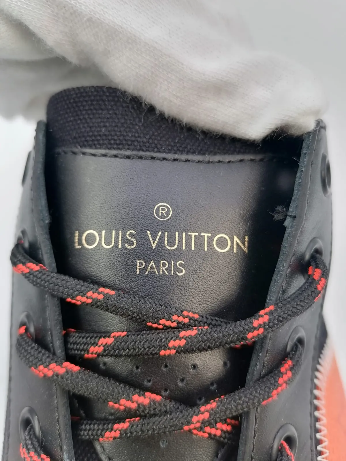 Tattoo Sneaker