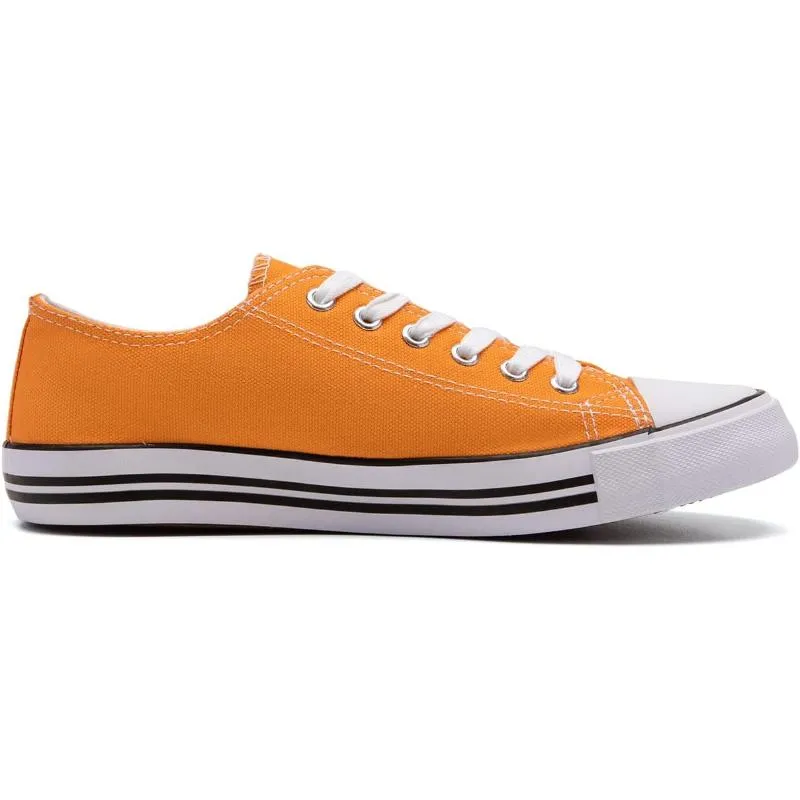 Timeless Design Canvas Sneakers