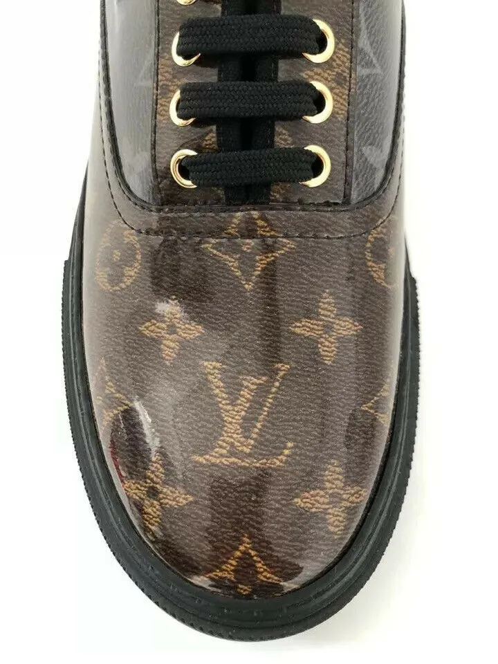Trocadero Richelieu Monogram Glaze