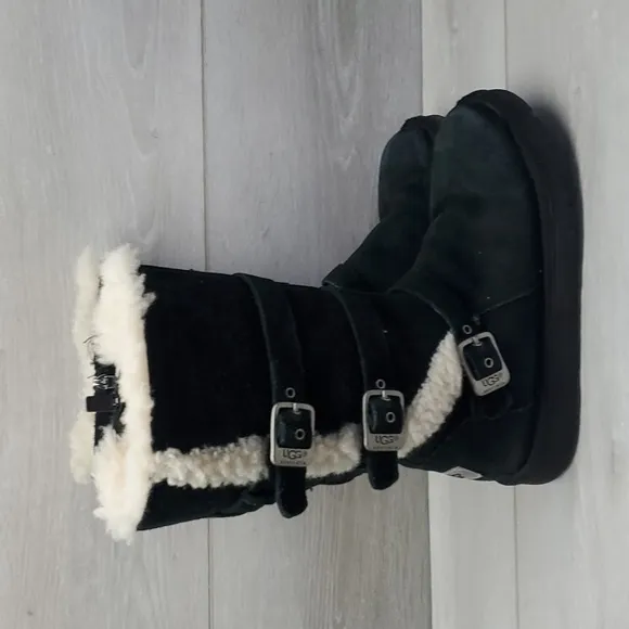 Ugg Australia Maddi Kids Big Girl Tall Leather Sheepskin Boots shoes sz 3