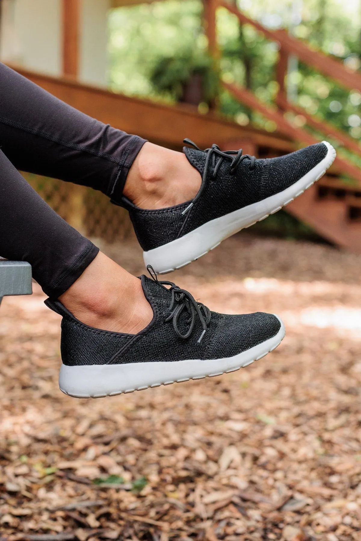 Very G Liliana Sneakers- Black