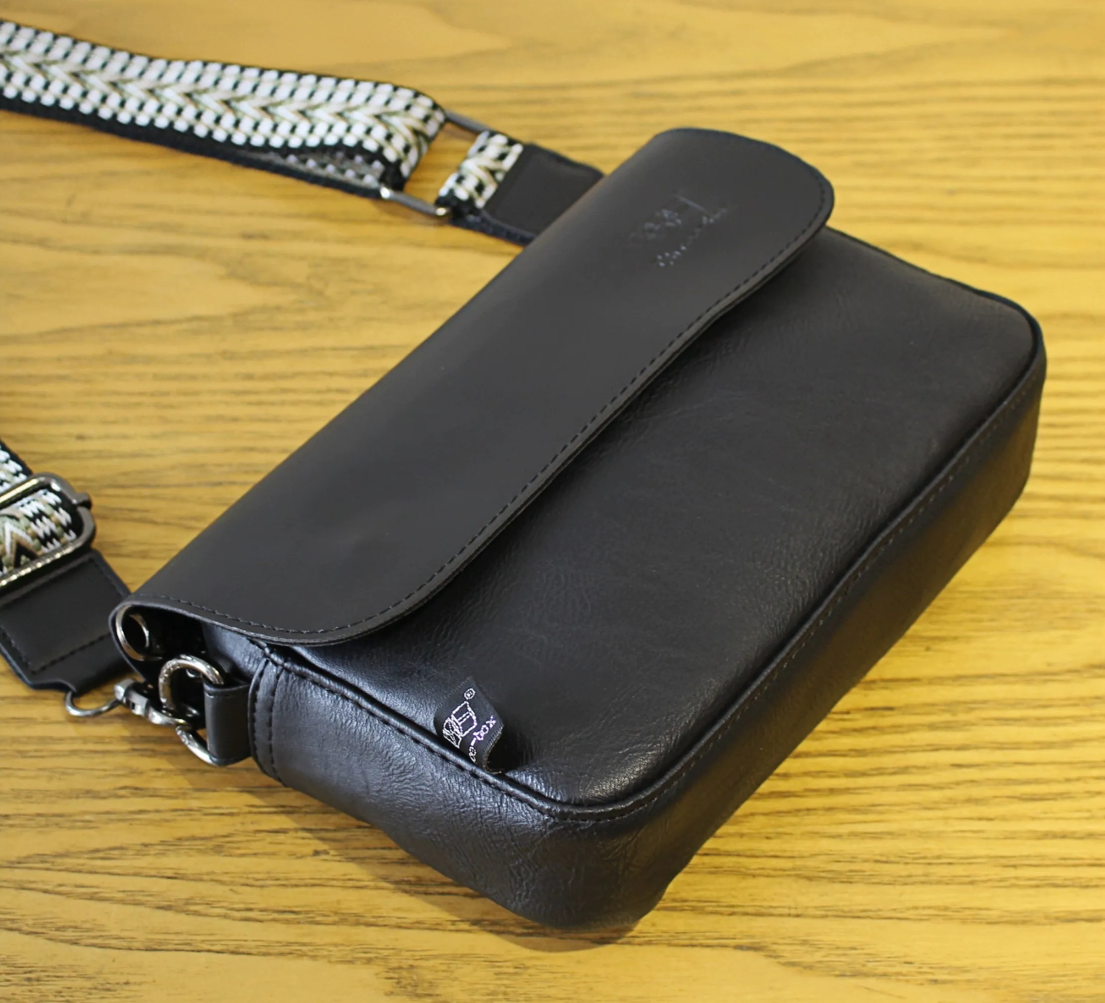 Vintage Crossbody Leather Bag