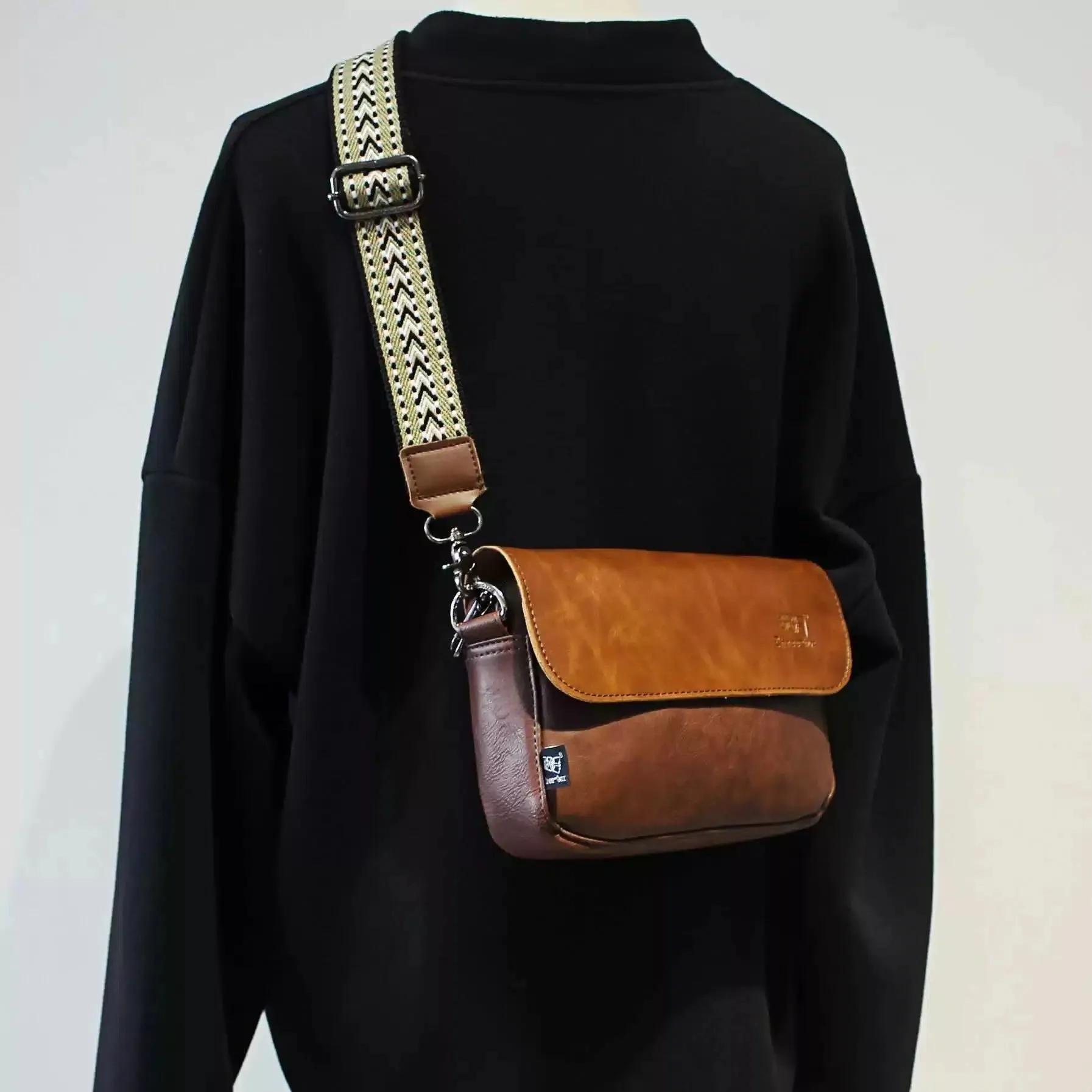 Vintage Crossbody Leather Bag