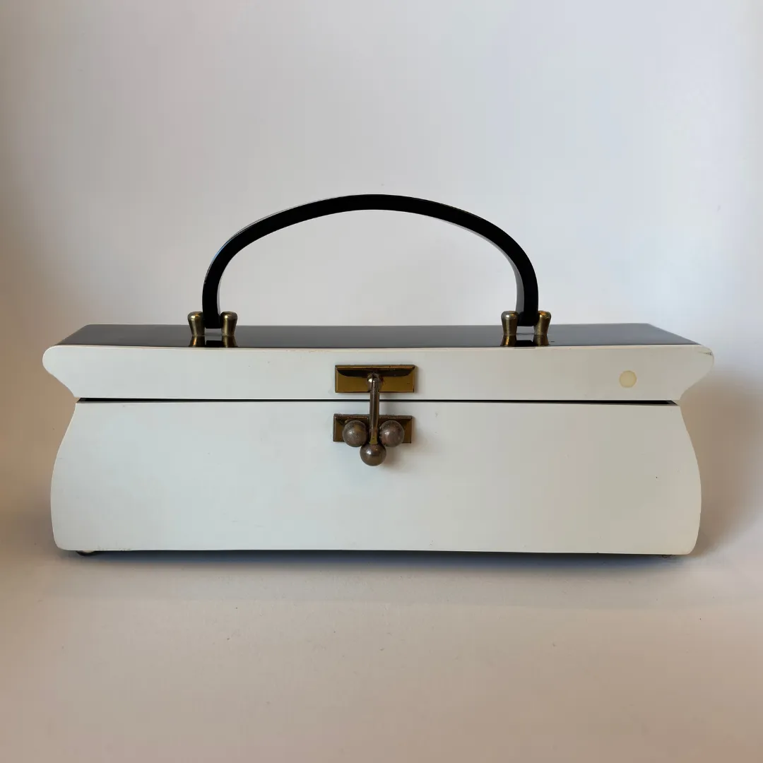 Vintage Patricia of Miami Black & White Lucite Purse (1129a)
