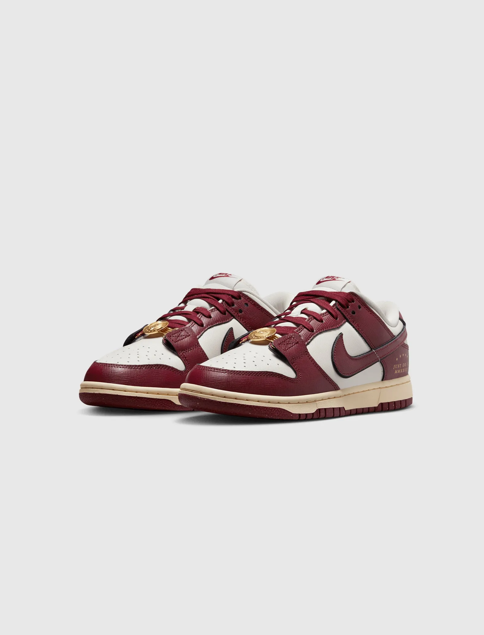 WOMEN'S DUNK LOW SE "SAIL TEAM RED"
