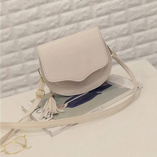 Yogodlns Fashion Preppy Style Circular Shoulder Bags for Women Tassel Female Messenger Bag Girl's Small Saddle Crossbody Bag